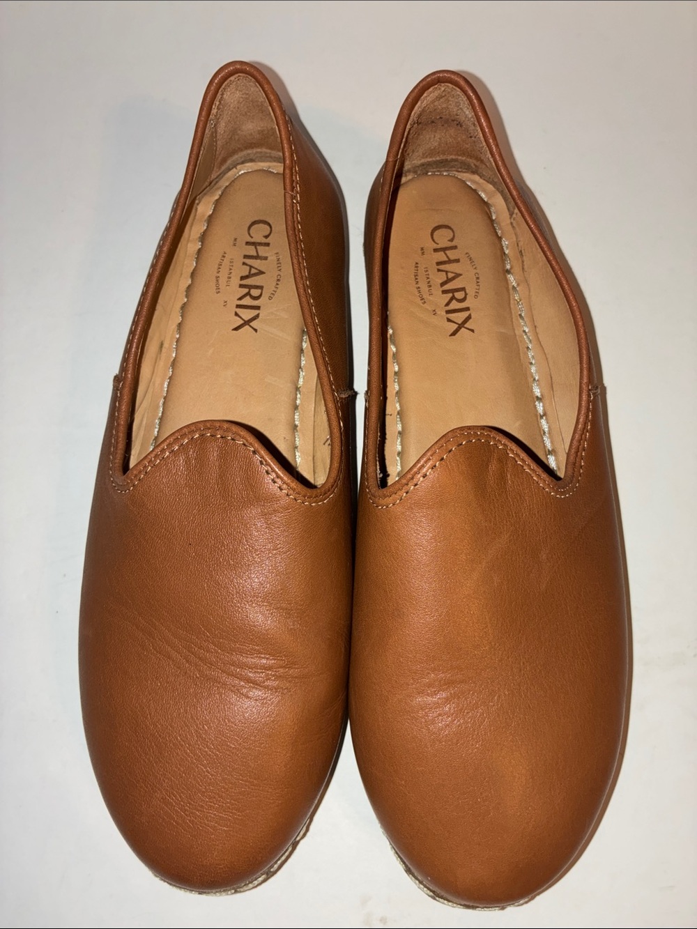 Charix, Women’s 39.5/ US 9, Camel Slip Ons, Leather - Picture 3 of 13